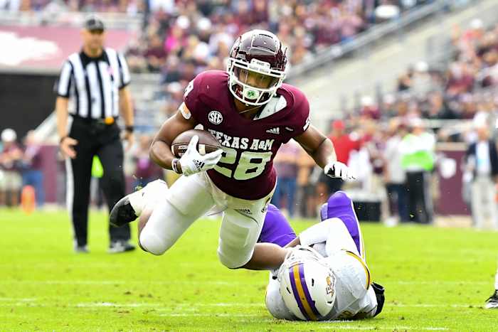 2022 NFL Draft running back rankings. Where does Texas A&M Aggies back Isaiah Spiller rank?